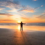 Aube sur la plage un moment de serenite
